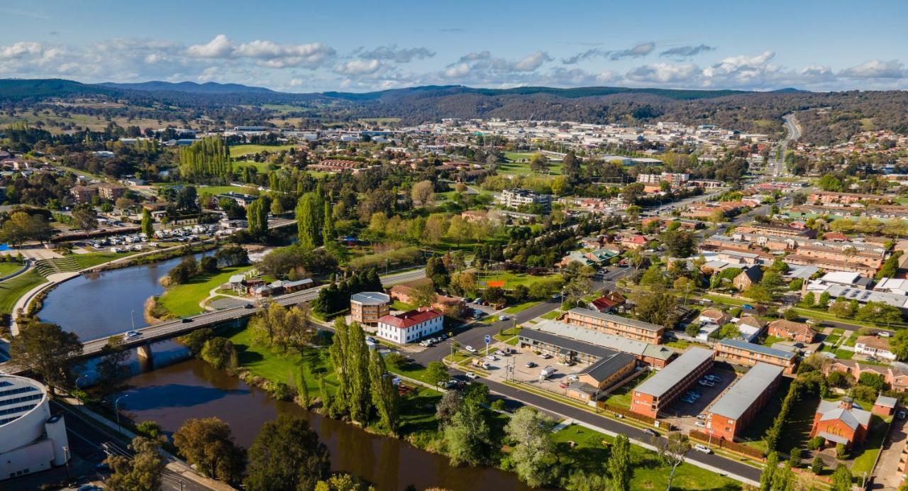 River Motel Queanbeyan Exterior photo